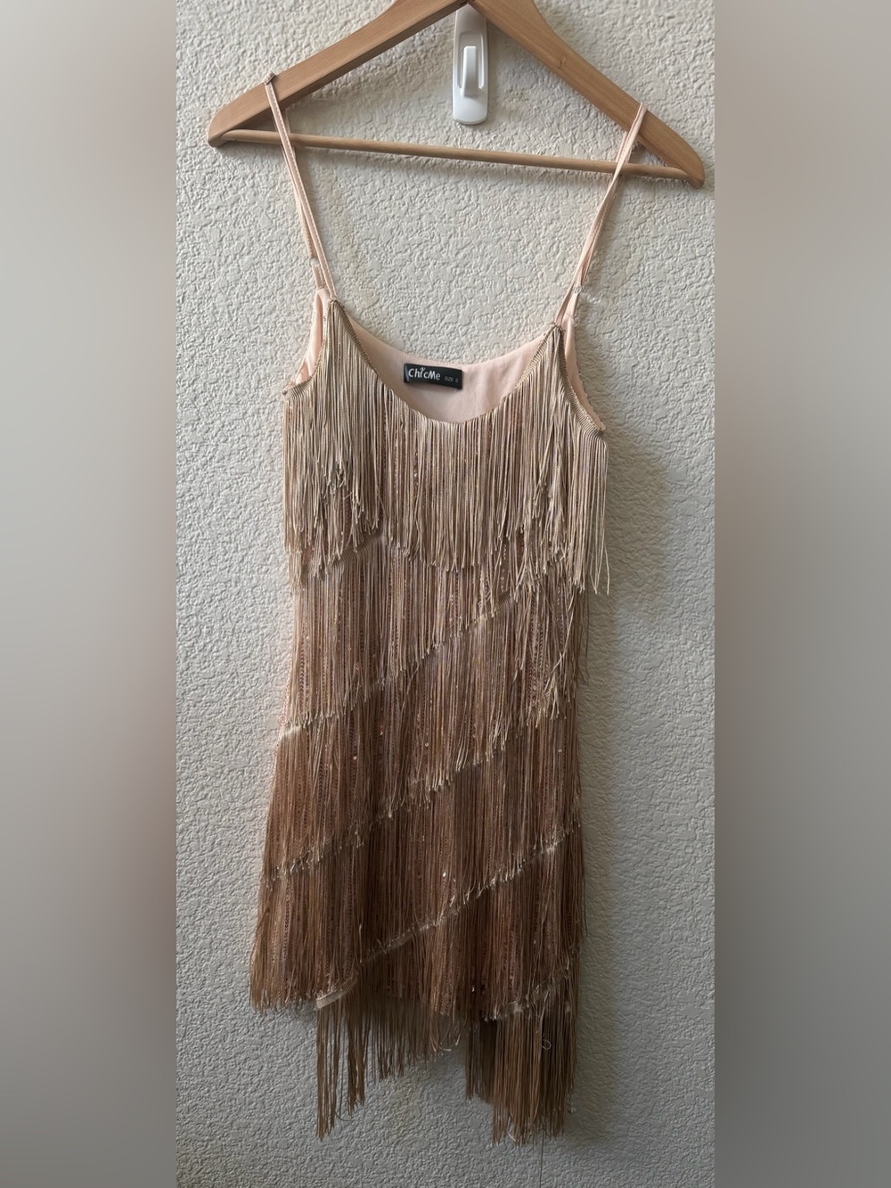 Chic Me Size Small Rose Gold Champagne 1920’s Gatsby Flapper Fringe Sequin Dress